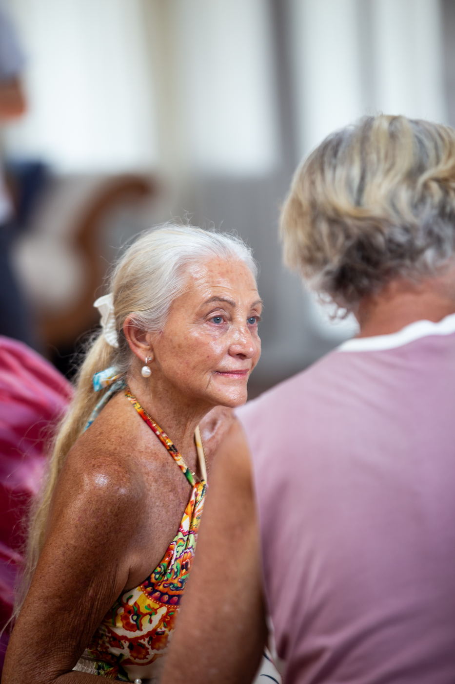 Participant listening in profile